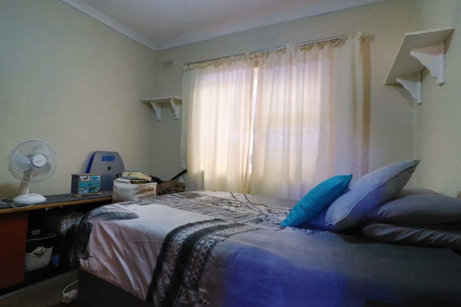 5 Bedroom Property for Sale in Sanddrift Western Cape